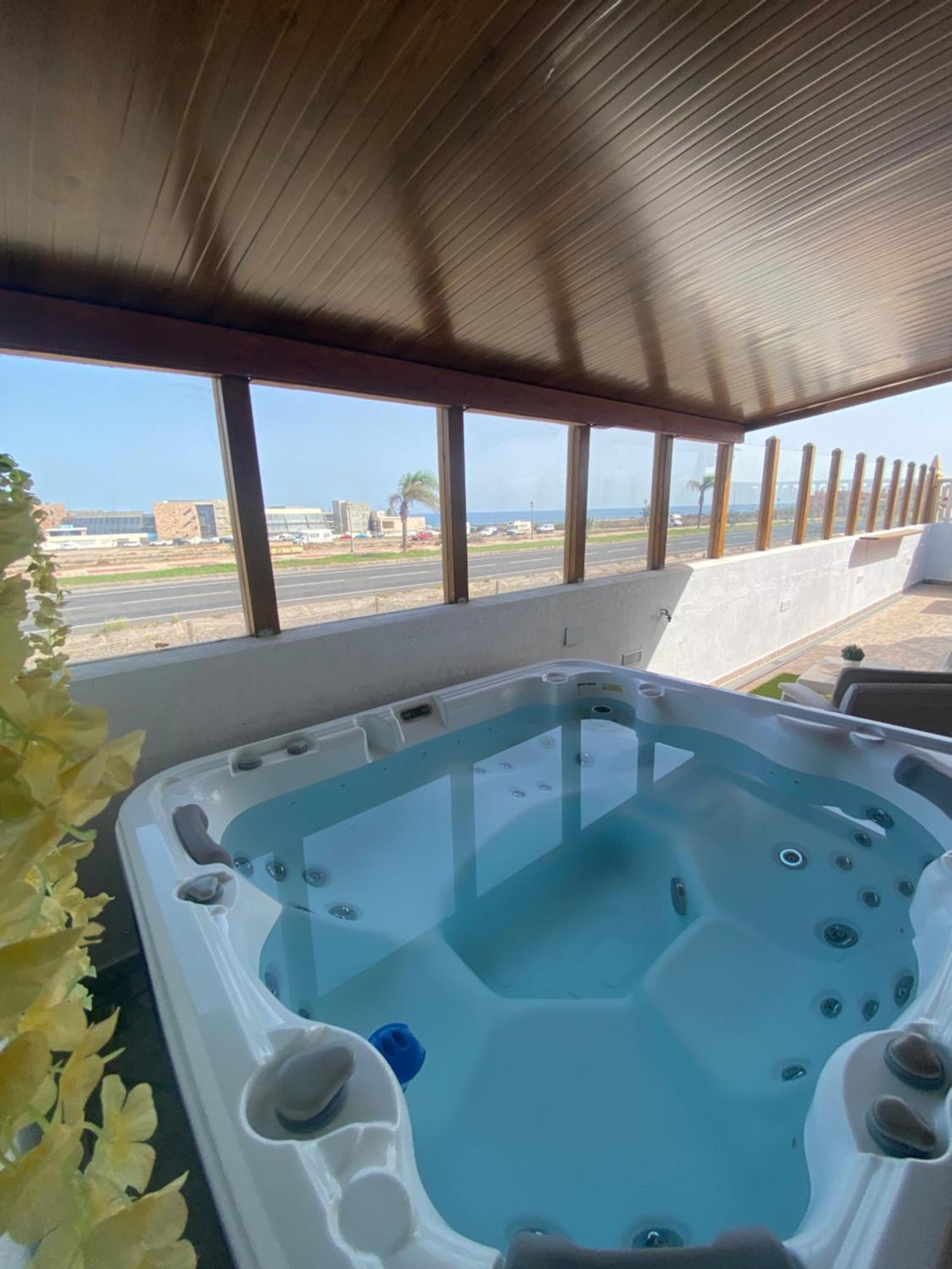 Beach Villa Private Heated Pool Caleta De Fuste Exterior photo
